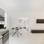 Gohost - Loft&living Апартаменты *
